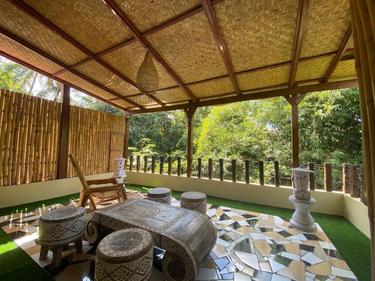 ホテル Bamboo Oasis ウブド エクステリア 写真