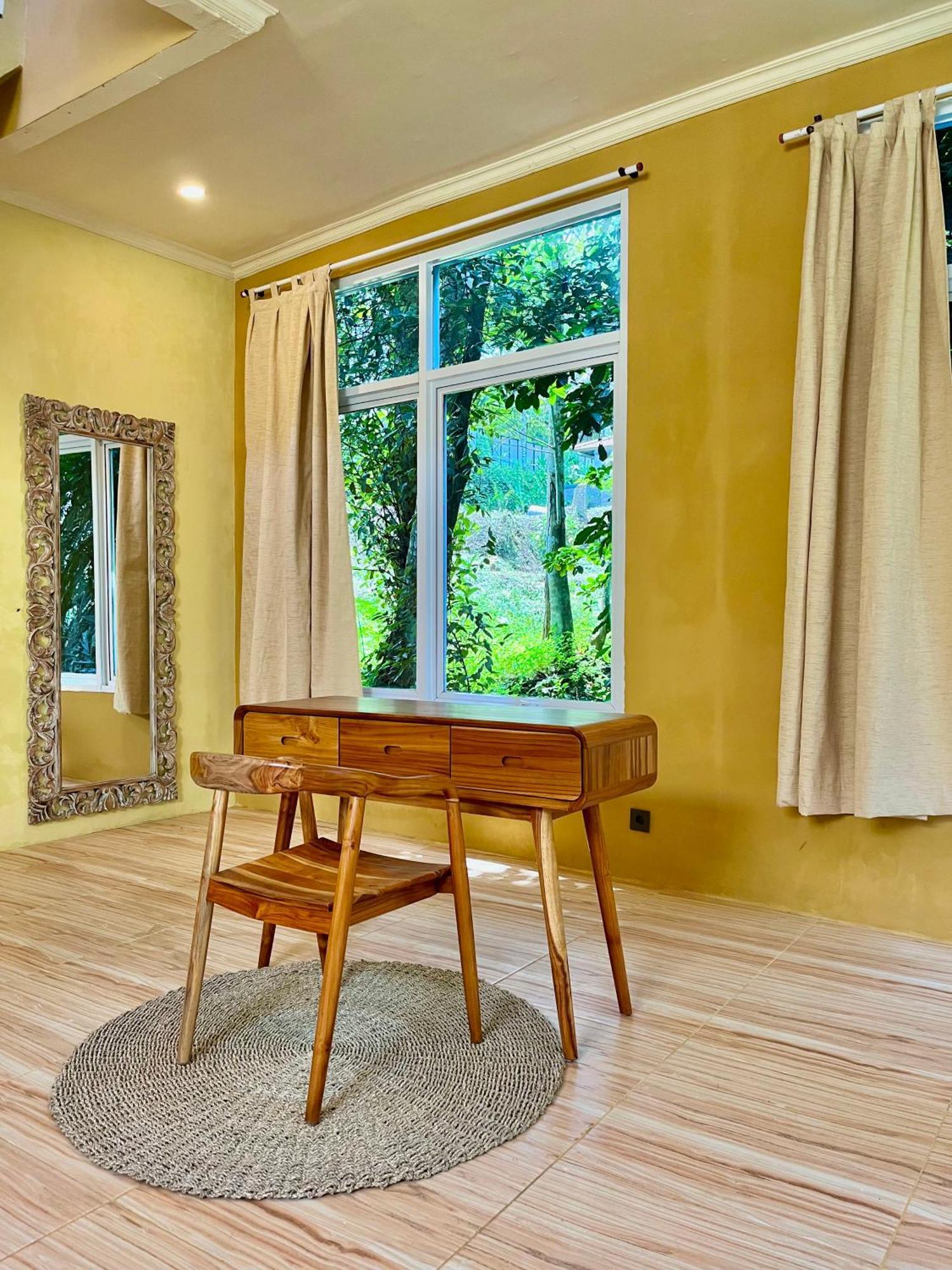 ホテル Bamboo Oasis ウブド エクステリア 写真