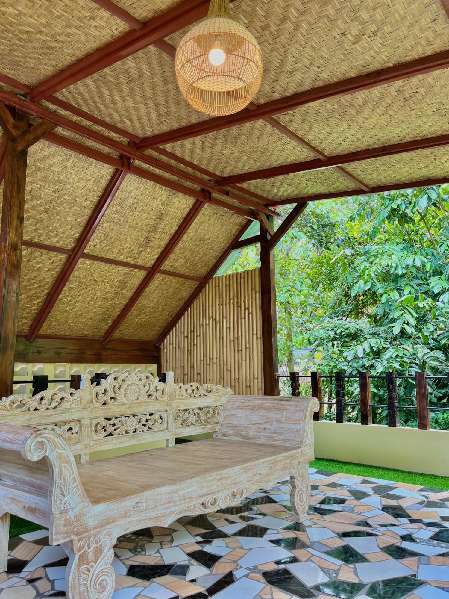 ホテル Bamboo Oasis ウブド エクステリア 写真