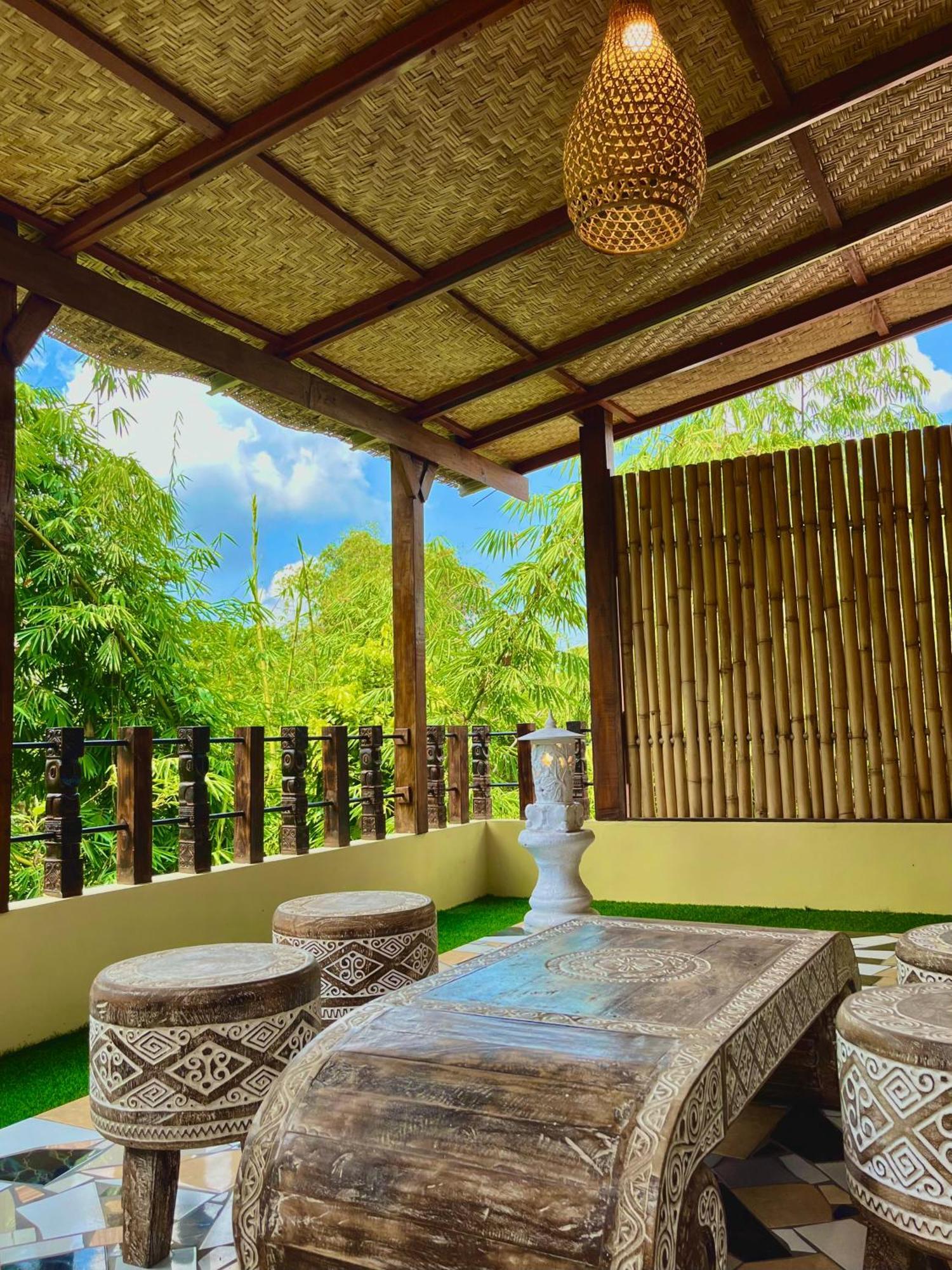 ホテル Bamboo Oasis ウブド エクステリア 写真